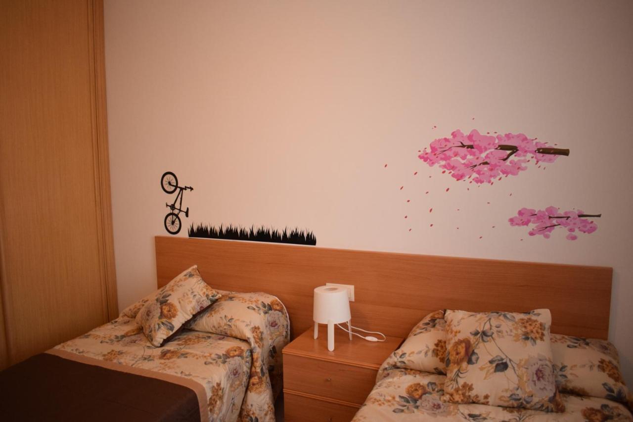 Apartamentos 格罗韦 外观 照片